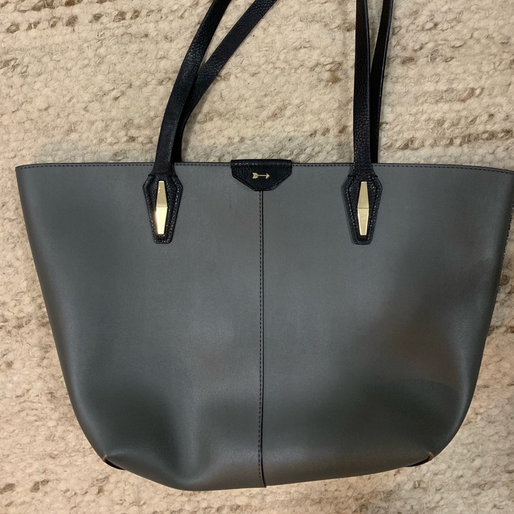 Gianni Bini Purse